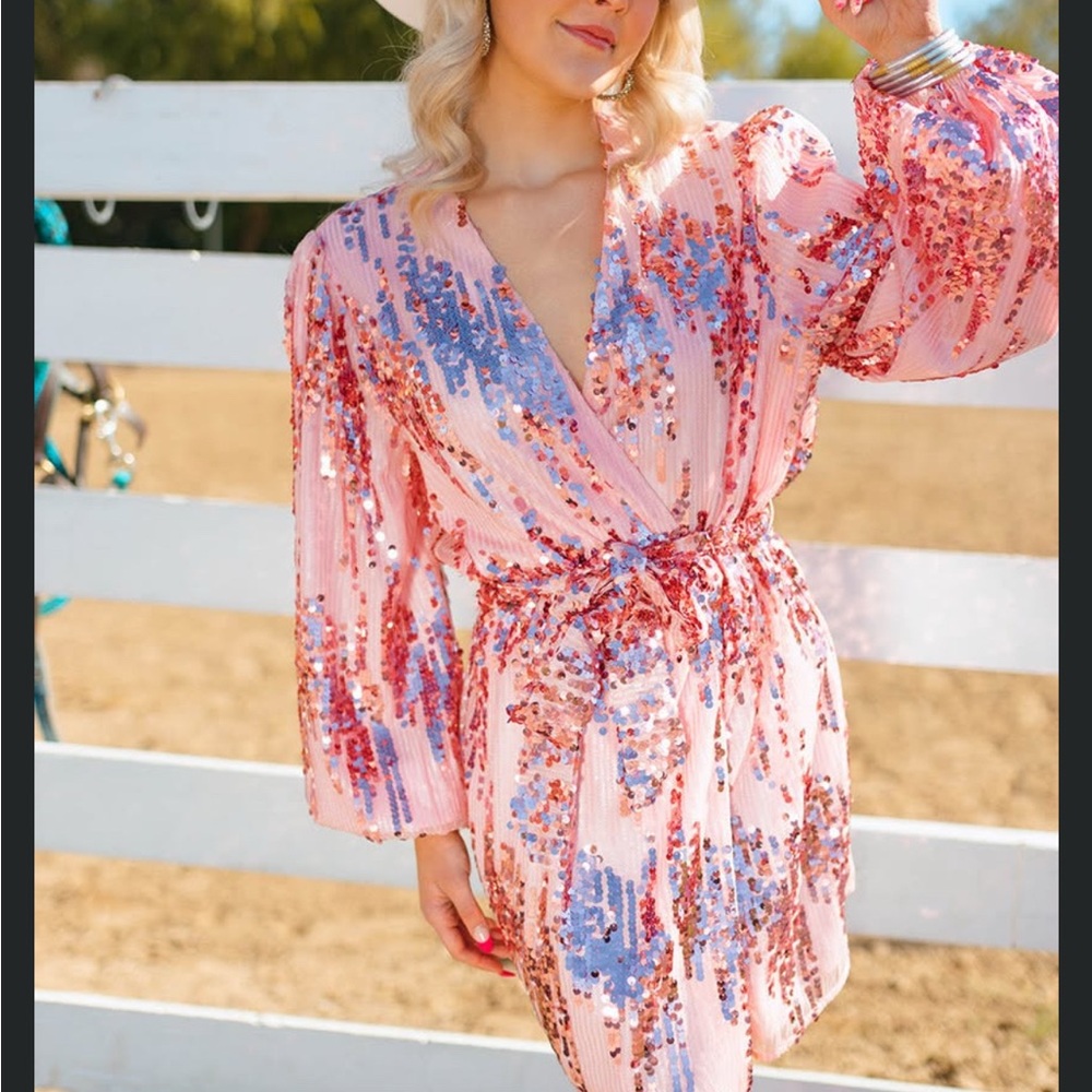 Pink Sequin Women's Robe - Picture 7 of 7